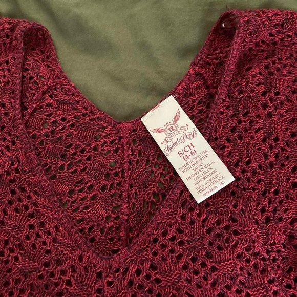 Dark red knit blouse - Picture 2 of 3